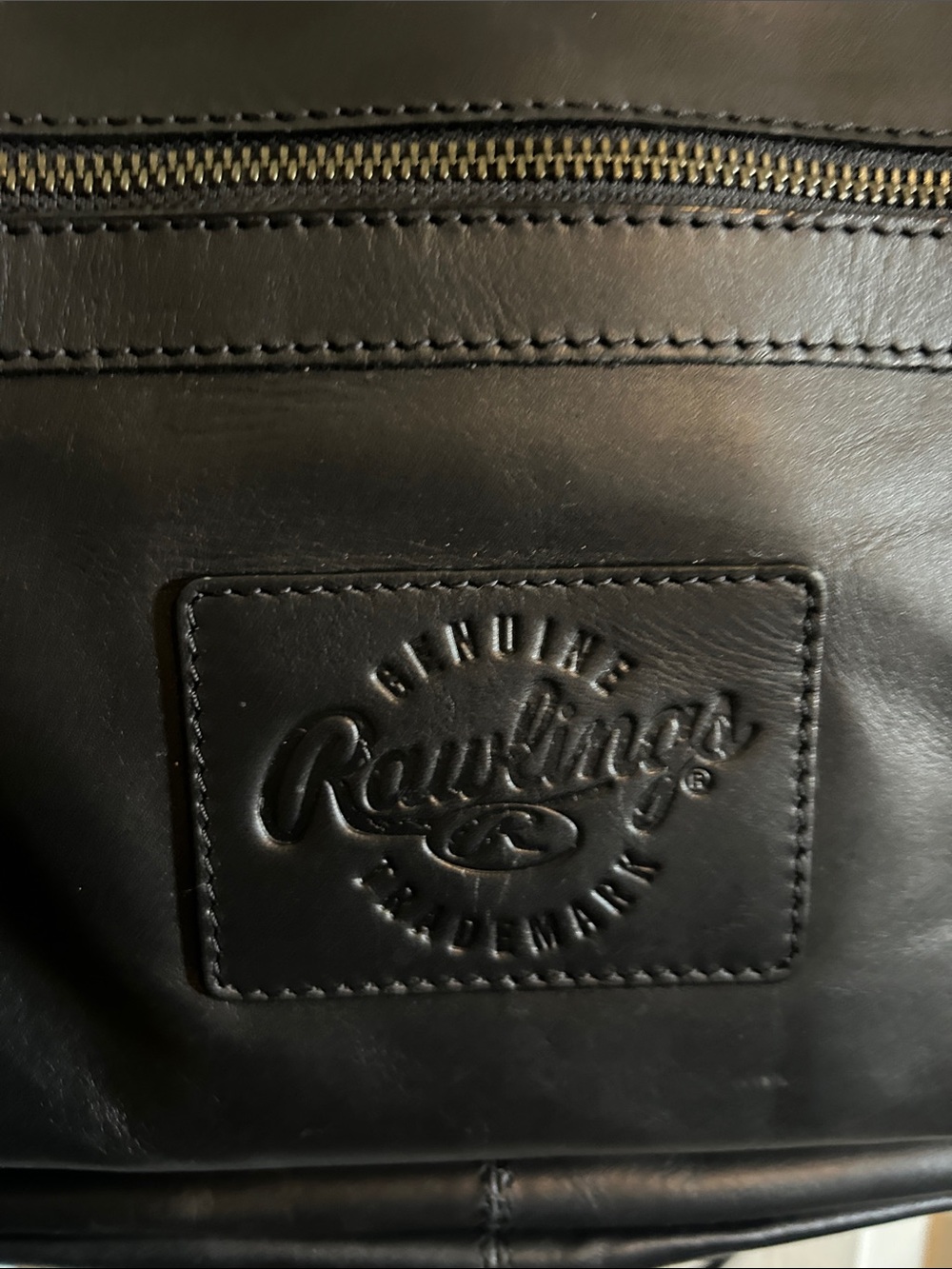 Rawlings Rugged Leather Backpack Large - Picture 8 of 8